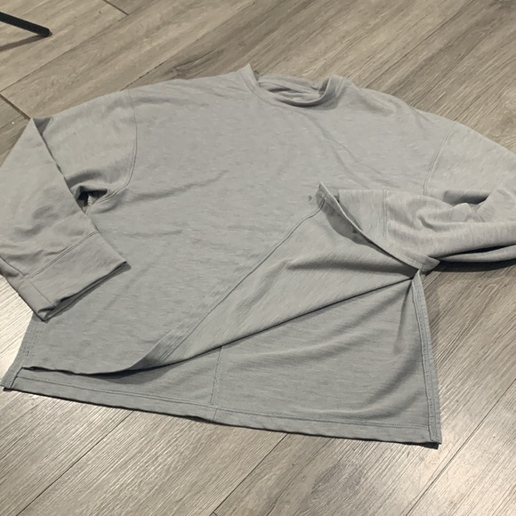 Nike Yoga Dri-fit Crew Neck Oversized Gray Sweatshirt size S - Picture 14 of 14